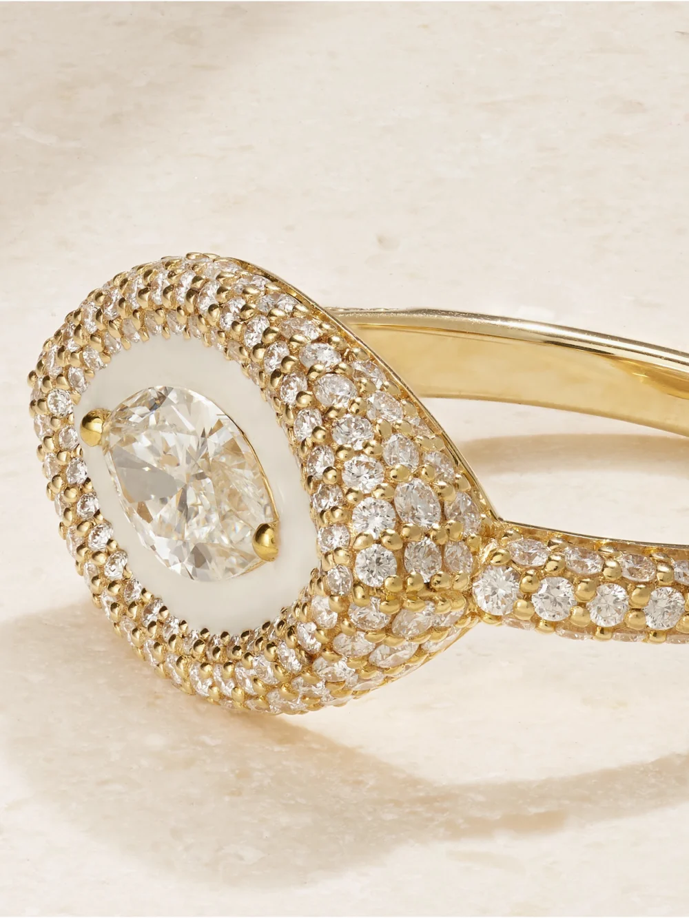 Close-up detail of the Kamyen 18-karat Gold, Diamond and Enamel Ring