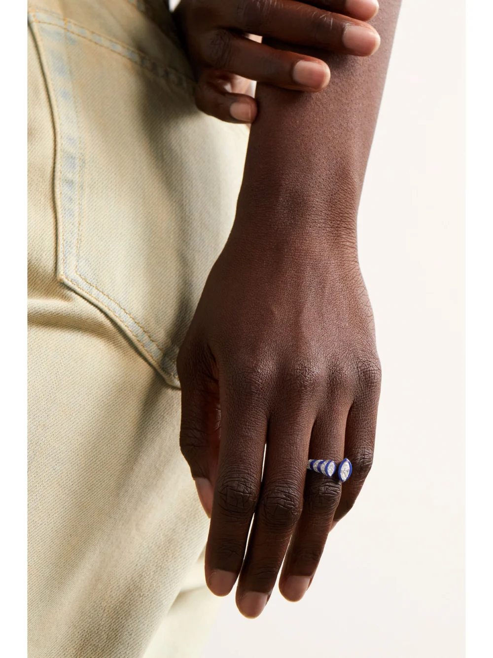 Kamyen 18-karat White Gold, Enamel and Diamond Ring, styled view