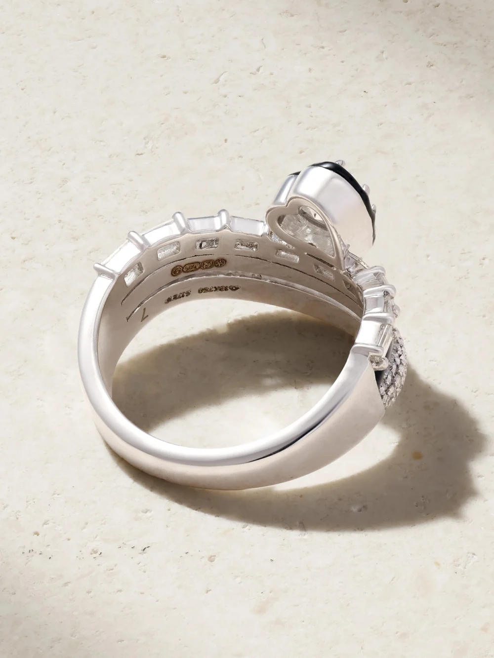 Back view of the Kamyen Heart 18-karat White Gold, Diamond and Enamel Ring