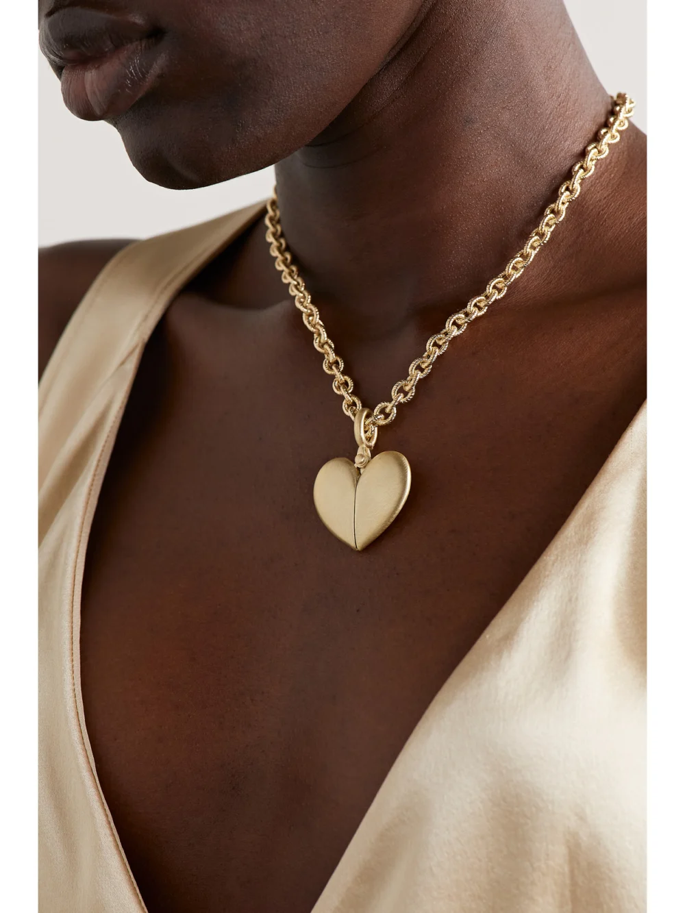 Lauren Rubinski 14-karat Gold and Enamel Necklace, styled view