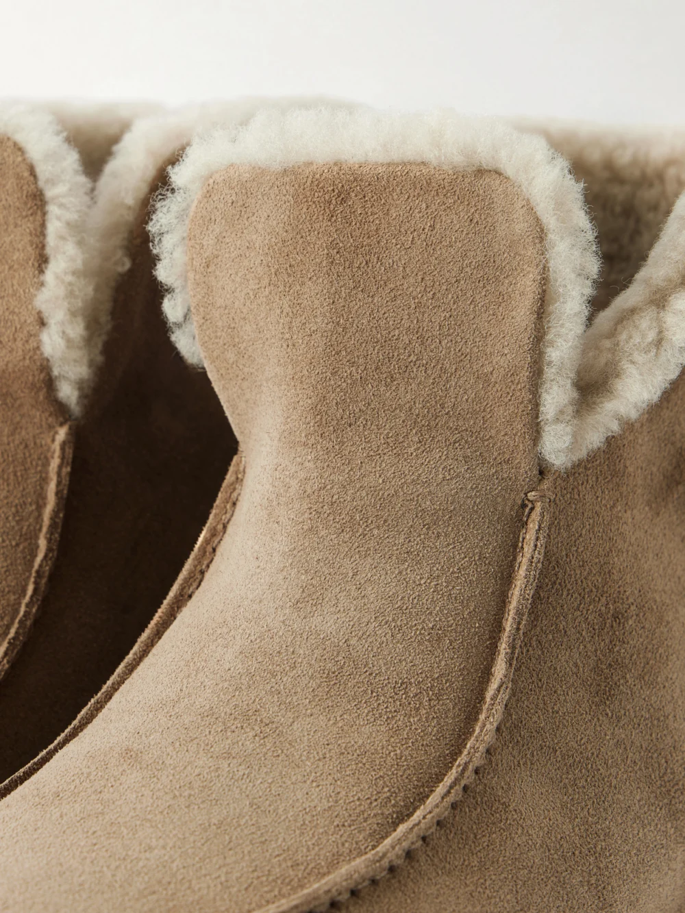 Close-up detail of the Legres 52 Shearling-trimmed Suede Ankle Boots