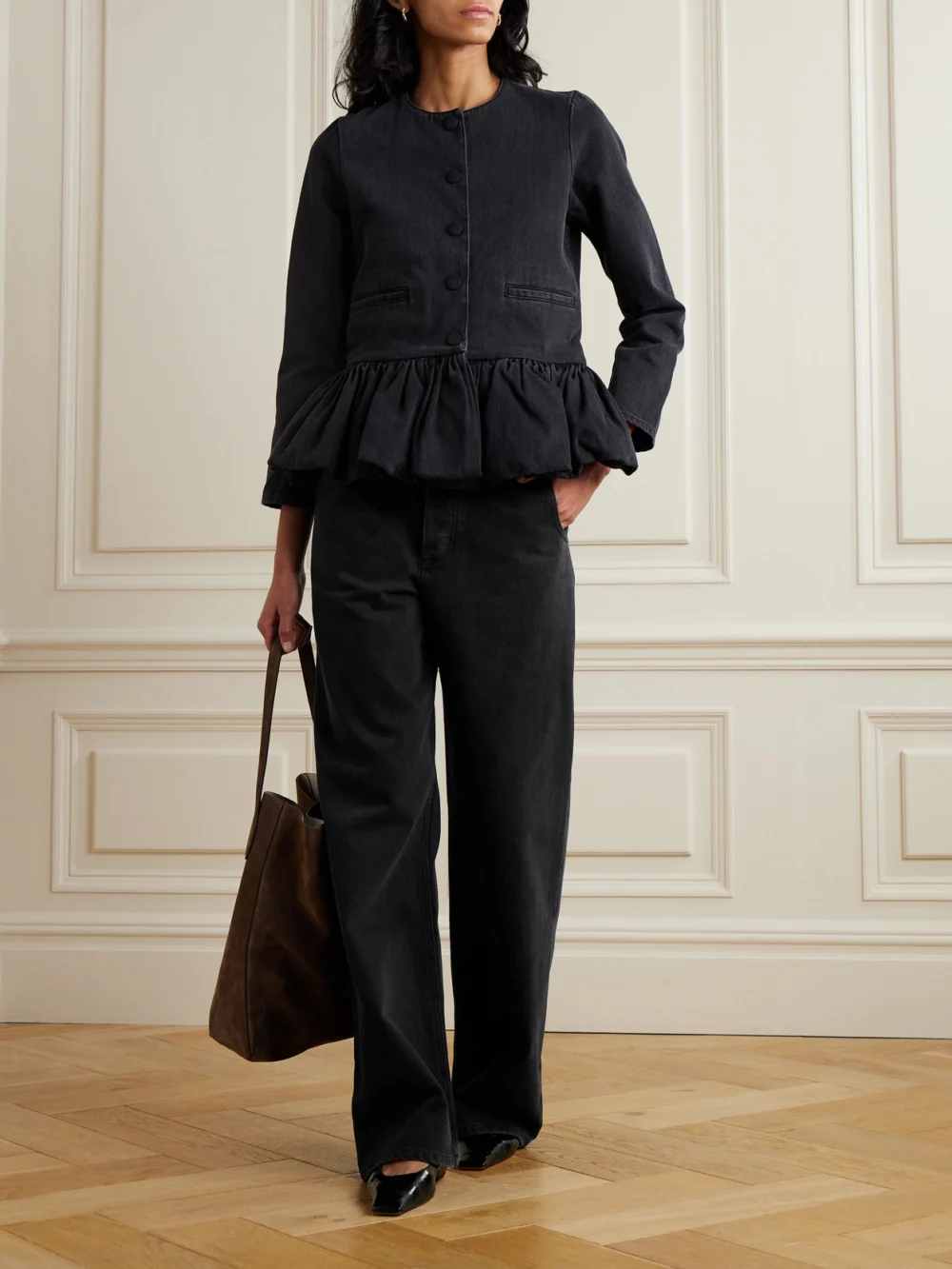 Liberowe Alba Boyfriend Jeans, worn by a model