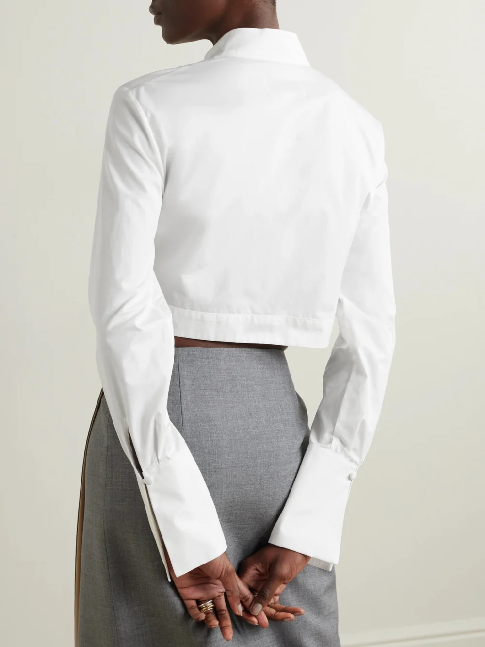 Back view of the Liberowe Cropped Cotton-poplin Shirt
