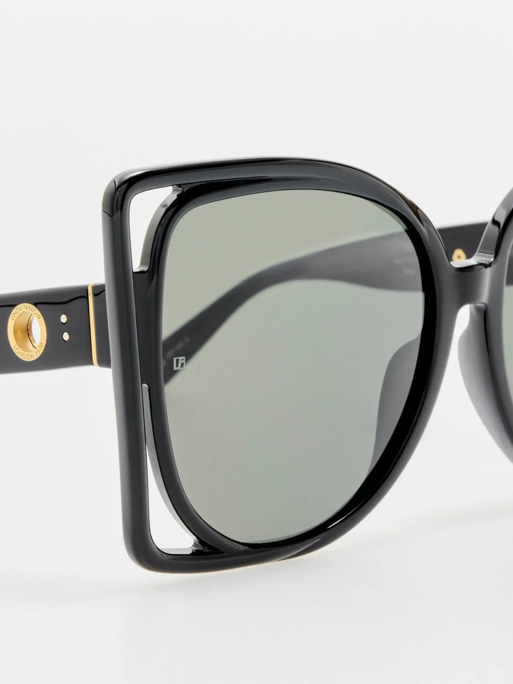 Linda Farrow Astra Sunglasses, black, view 3