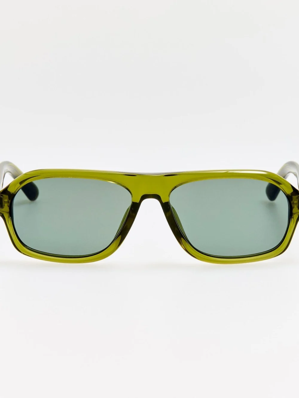 Linda Farrow Becane Sunglasses ln Khaki in blue/khaki