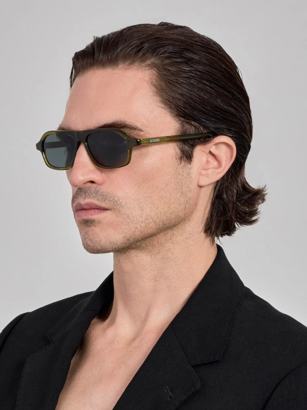 Linda Farrow Becane Sunglasses ln Khaki, blue/khaki, view 4