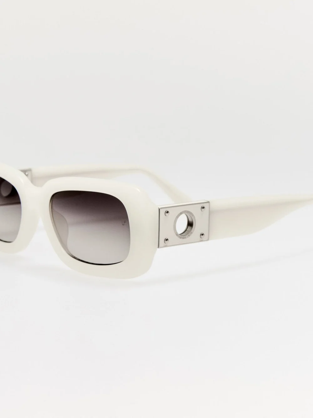 Linda Farrow Belle Sunglasses, cream, view 2