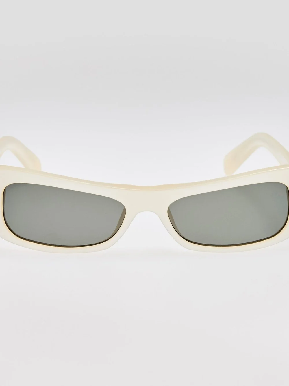 Linda Farrow Capri Sunglasses in metallic pearl