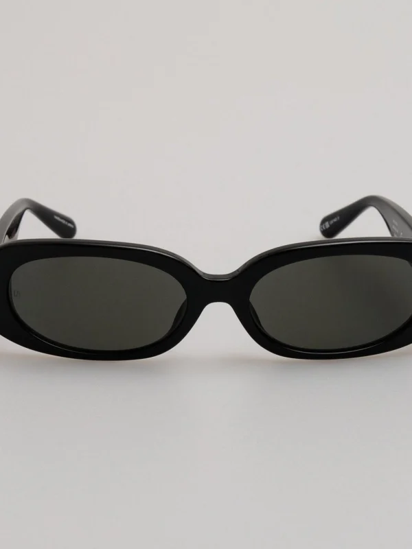 Linda Farrow Cara Sunglasses in Black