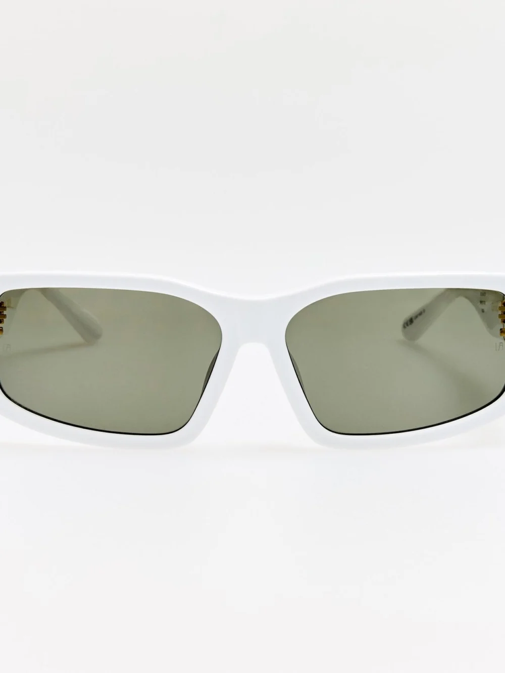 Linda Farrow Carmela Sunglasses in white