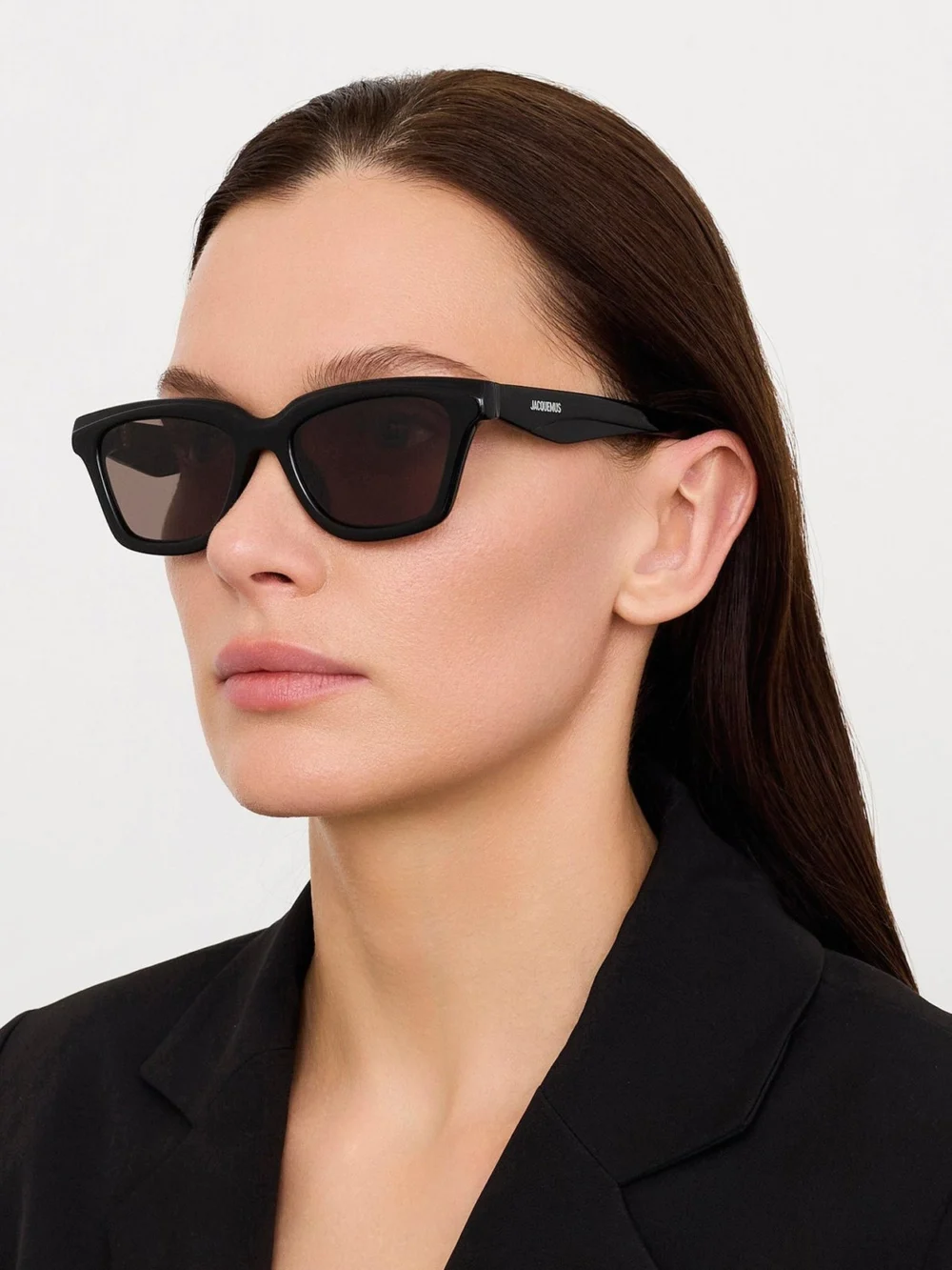 Linda Farrow Carre Sunglasses, black, view 3