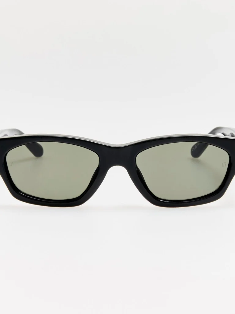 Linda Farrow Clara Sunglasses in Black