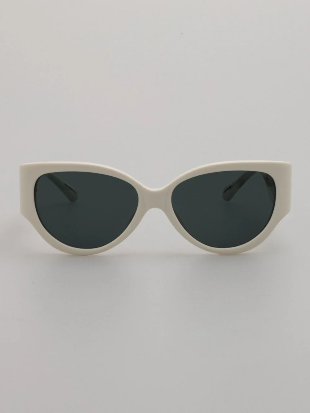 Linda Farrow Connie Sunglasses in white