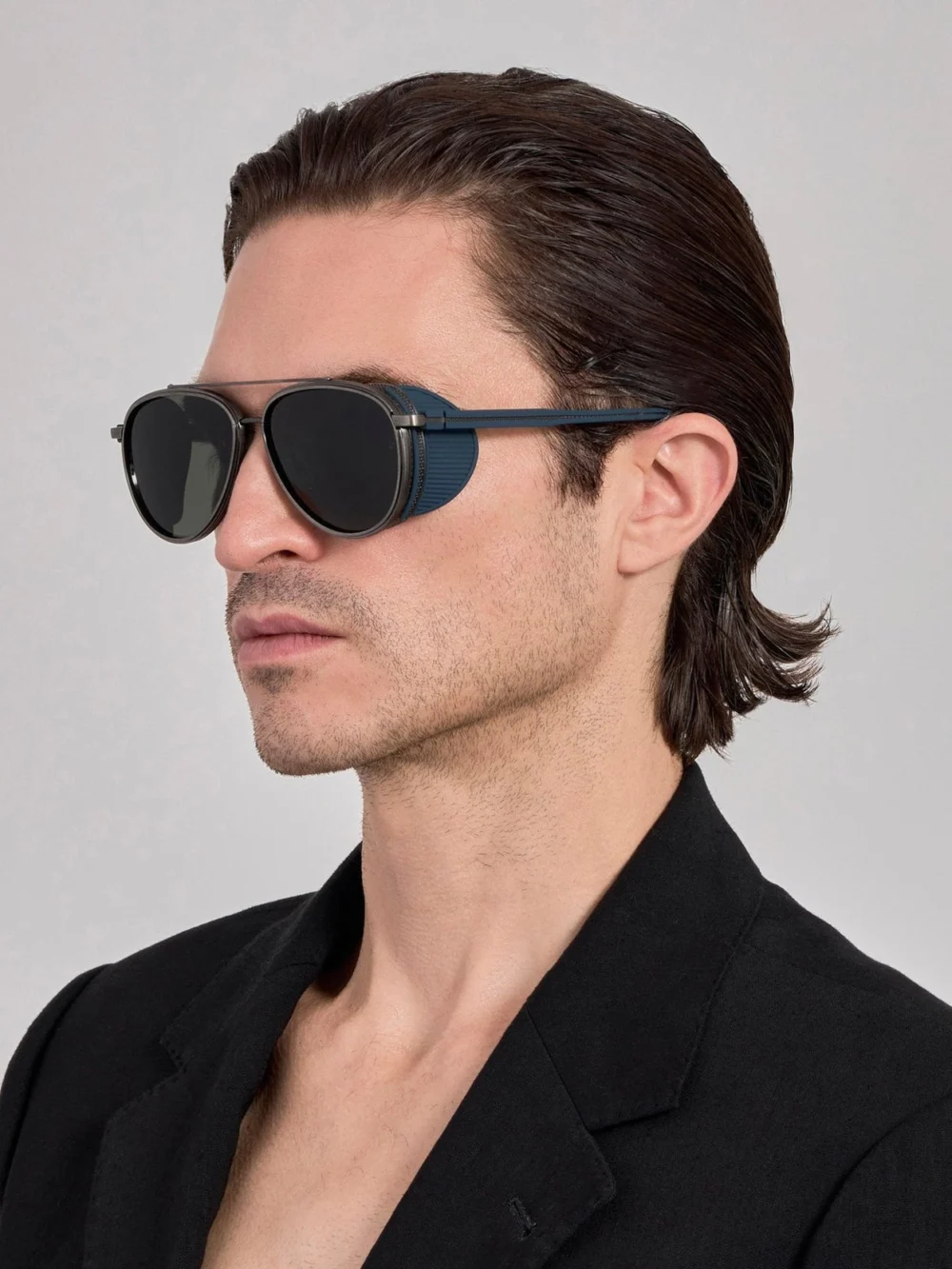 Linda Farrow Cortes Explorer Sunglasses, antique white gold and grey, view 4