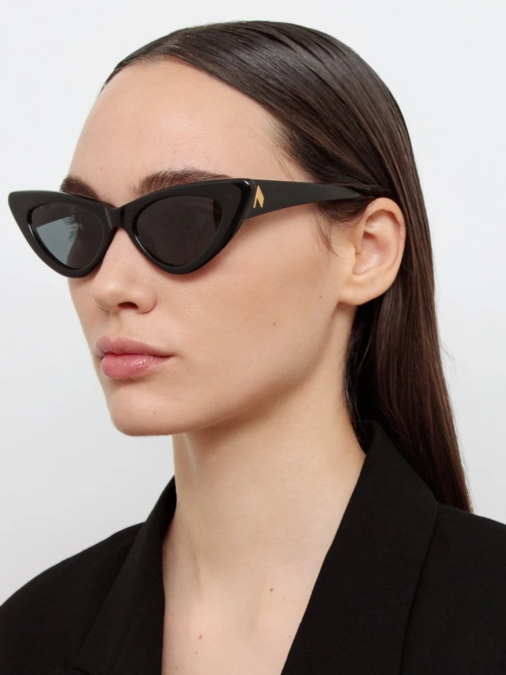 Linda Farrow Dora Sunglasses, black, view 3