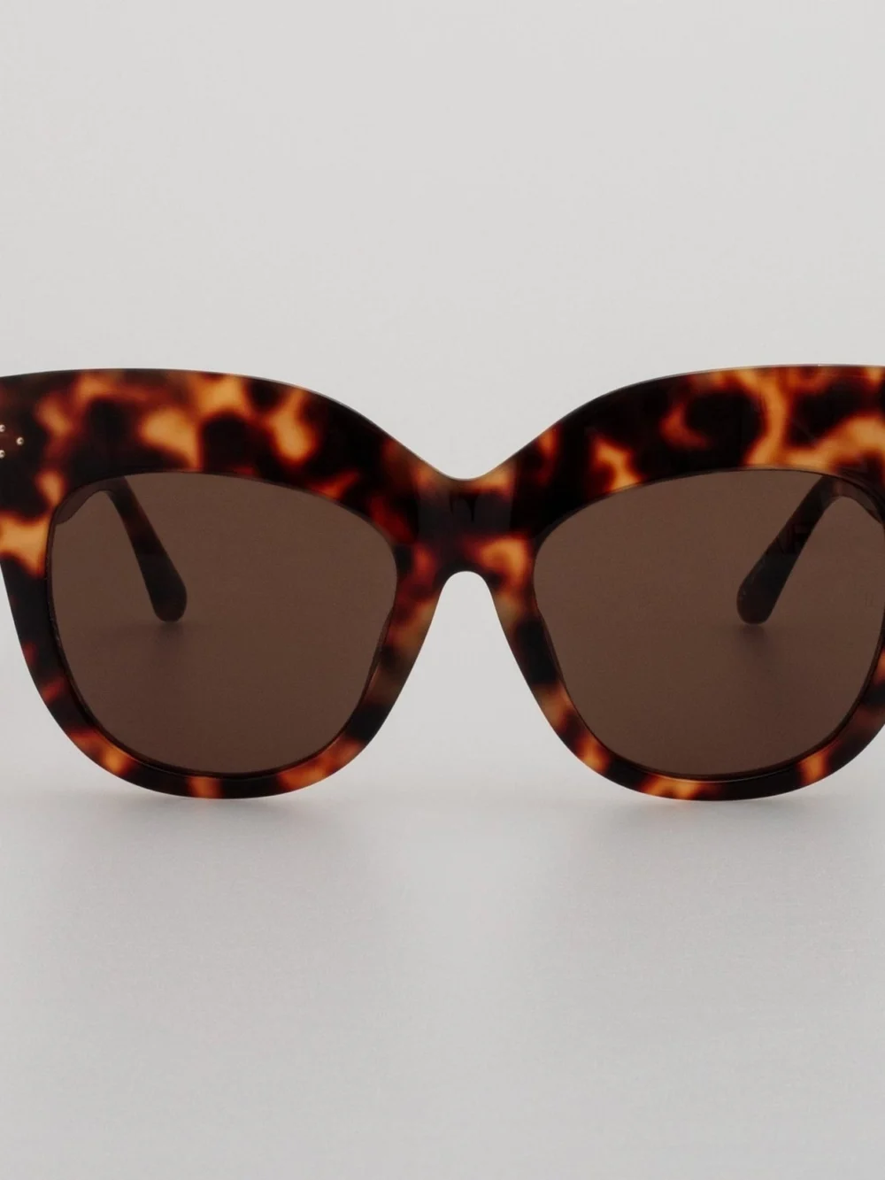 Linda Farrow Dunaway Sunglasses in tortoiseshell