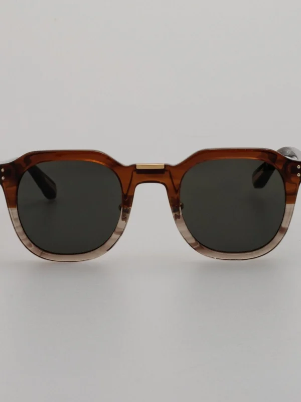 Linda Farrow Fletcher Sunglasses in Caramel Horn