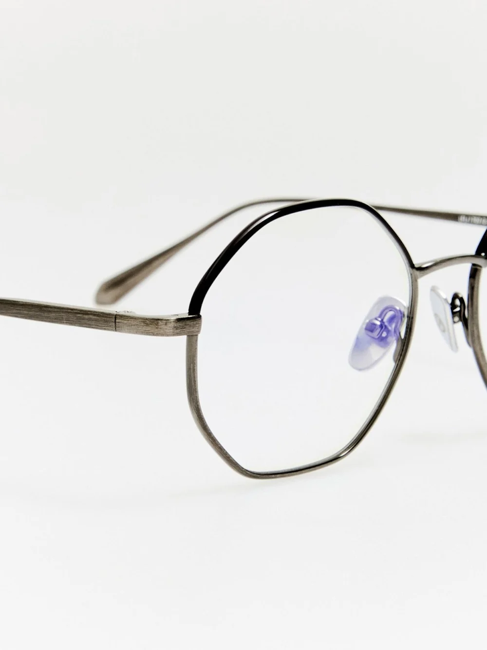 Linda Farrow Harper Optical, antique white gold, view 4