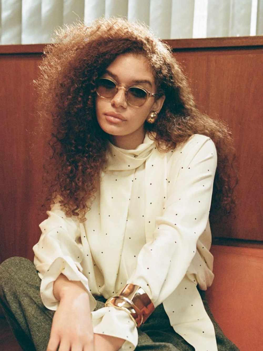 Linda Farrow Heath Sunglasses, honey, view 3