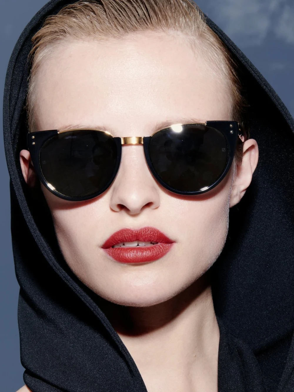 Linda Farrow Iris Oval Sunglasses, black, view 3
