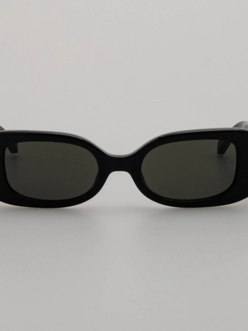 Linda Farrow Lola Sunglasses in black
