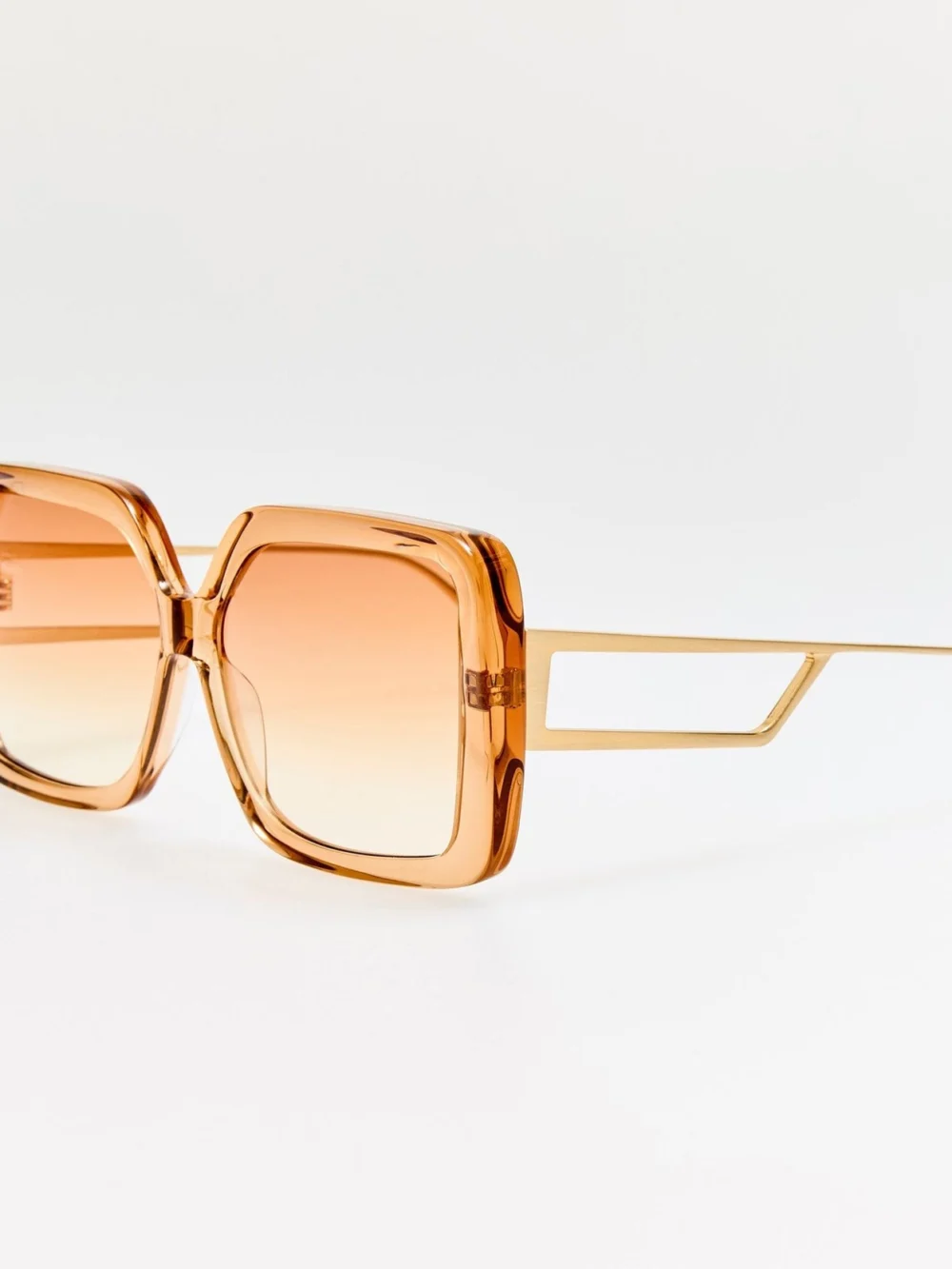 Linda Farrow Macy Vista Temple Sunglasses, honey, view 2