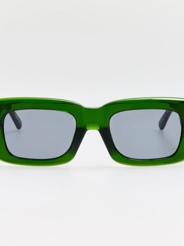 Linda Farrow Marfa Sunglasses in Green