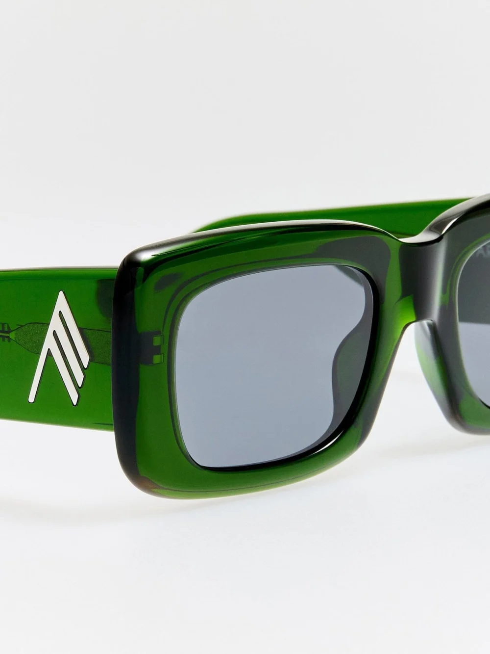 Linda Farrow Marfa Sunglasses, green, view 4