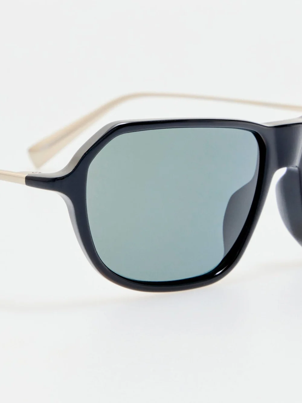Linda Farrow Mimosa Sunglasses, black and grey, view 5