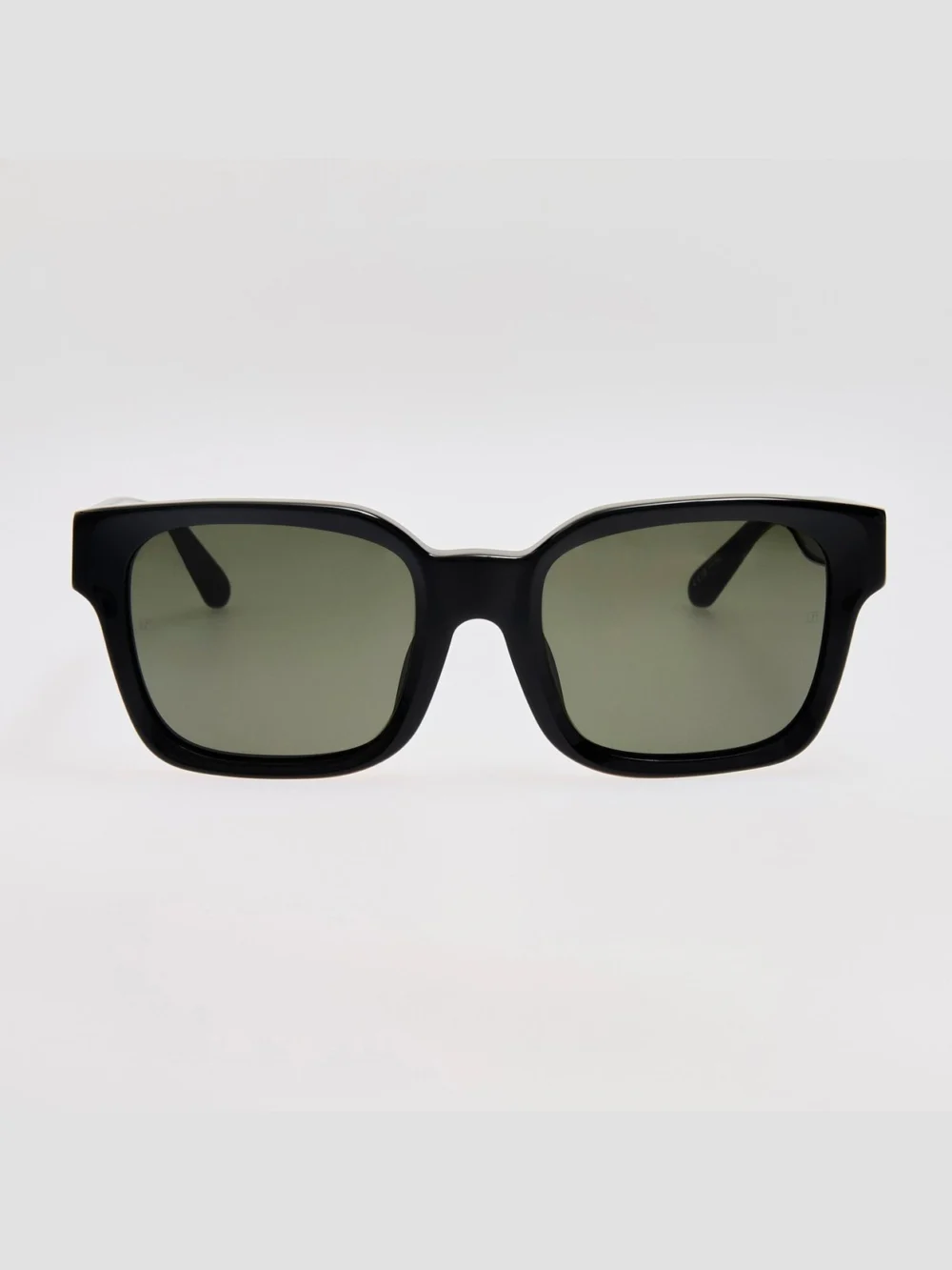 Linda Farrow Nathan Sunglasses in black