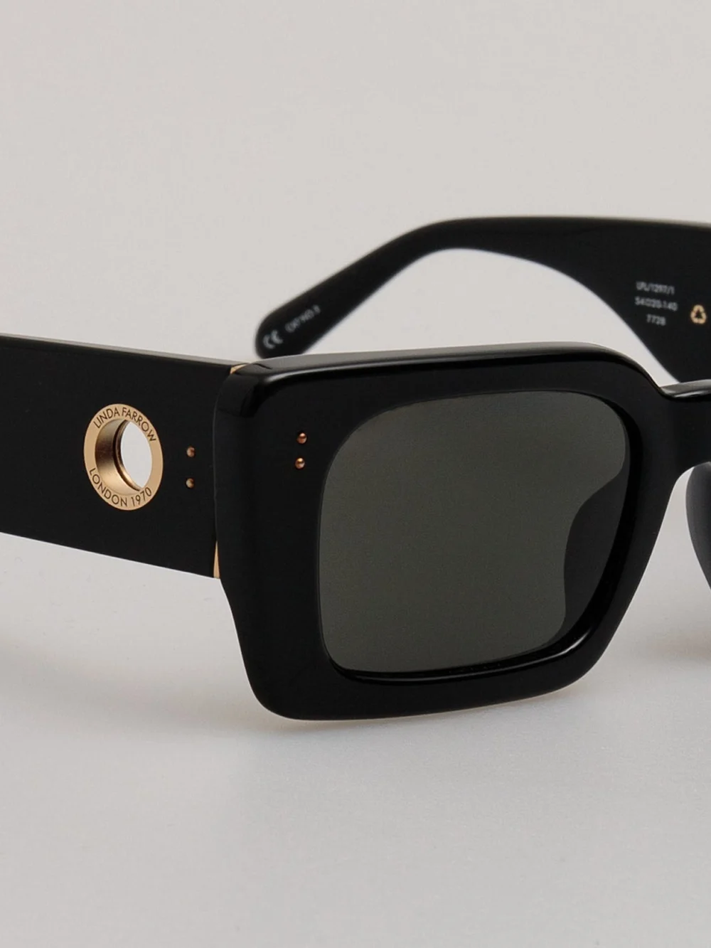 Linda Farrow Nieve Sunglasses, black, view 4