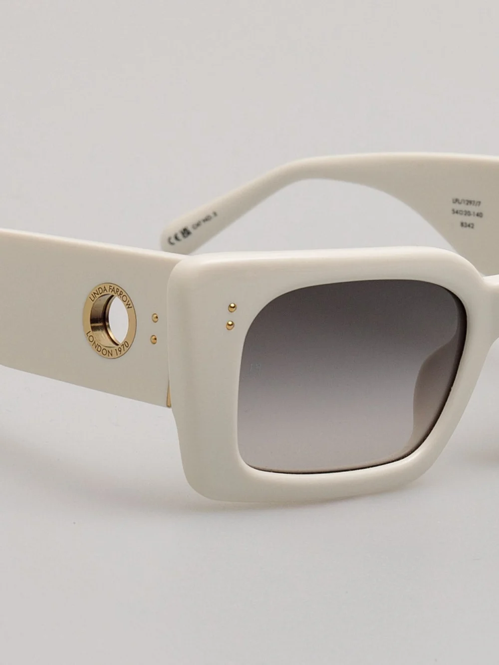 Linda Farrow Nieve Sunglasses, white, view 4