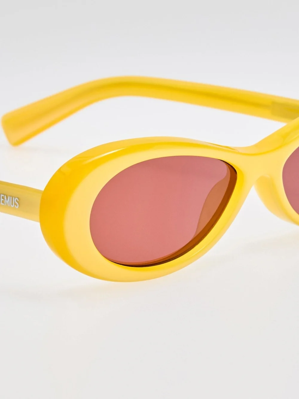 Linda Farrow Nuvola Sunglasses, banana, view 4