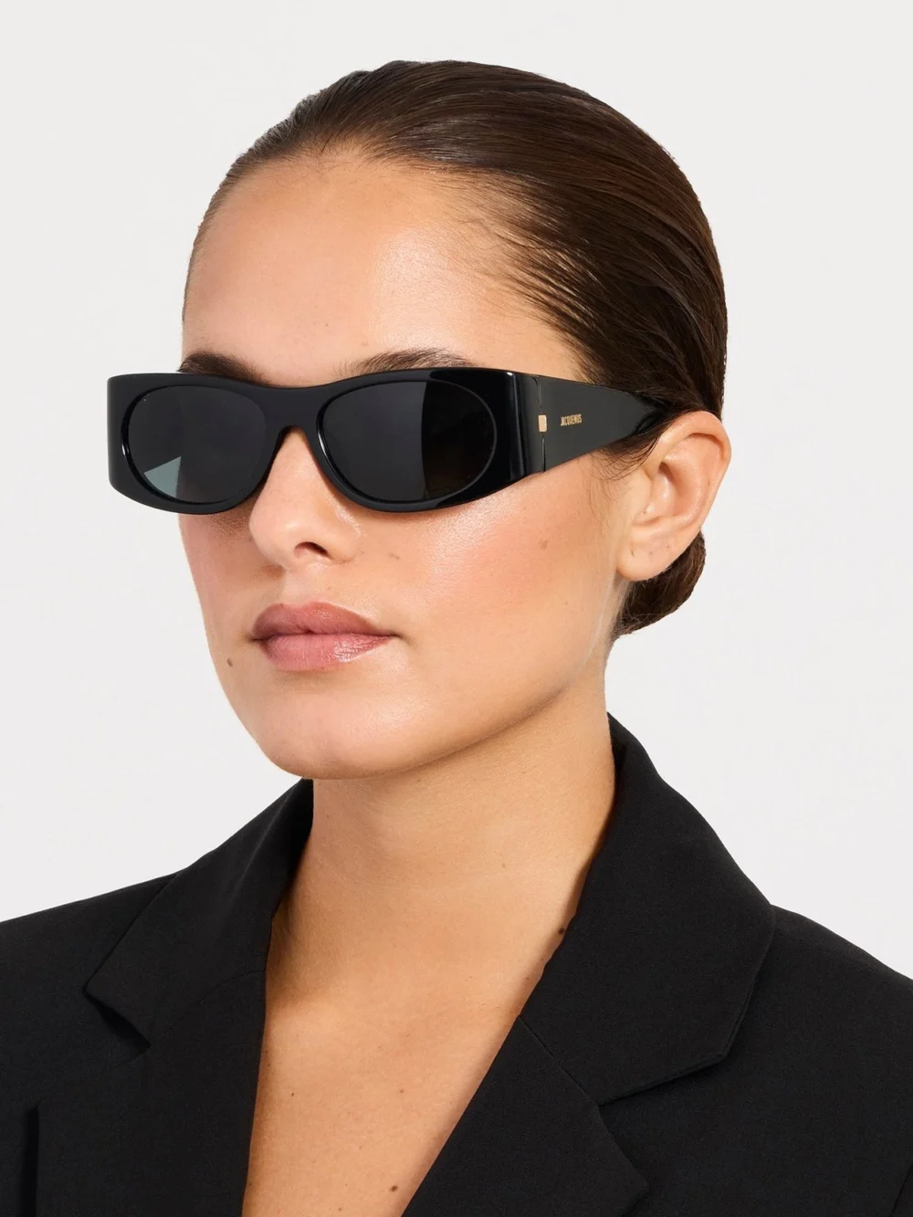 Linda Farrow Plage Sunglasses, black and grey, view 3