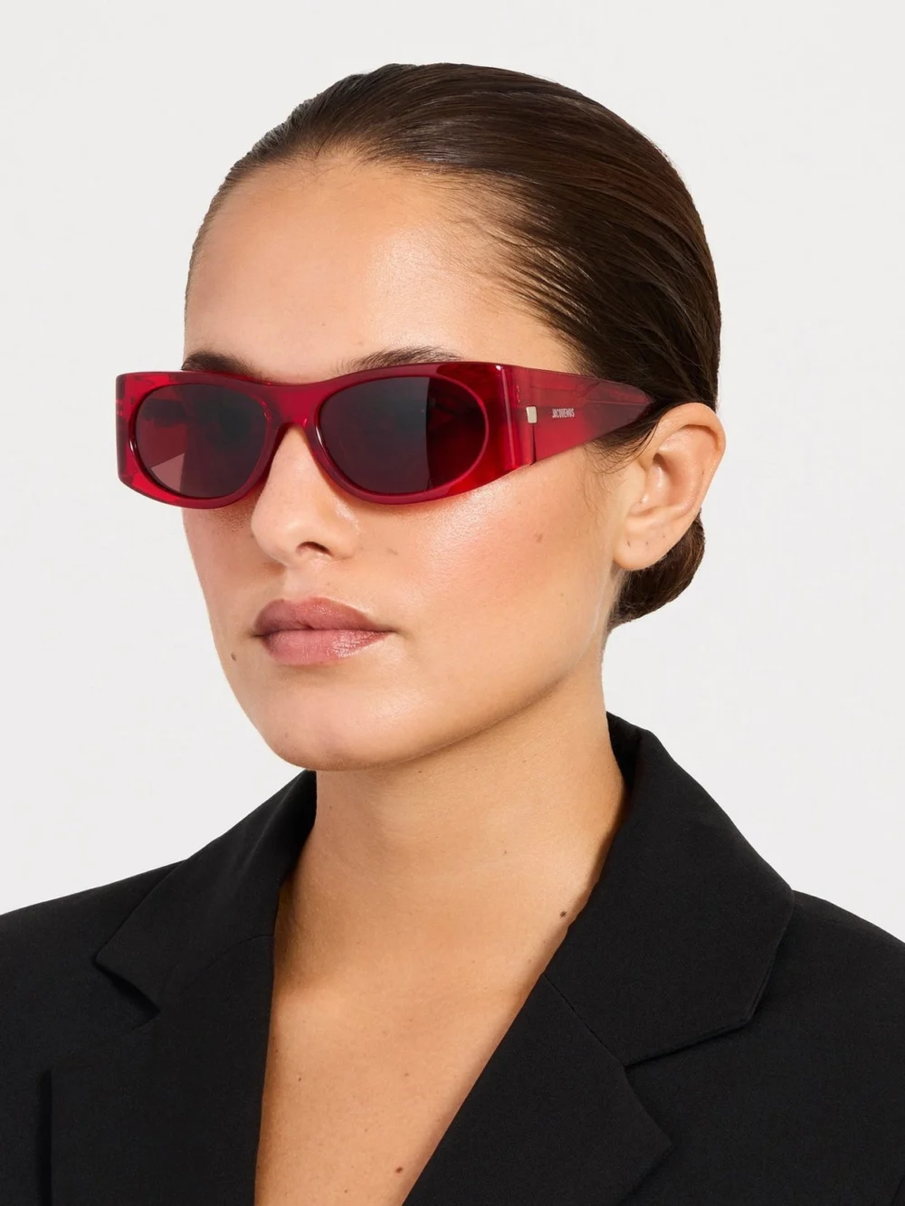 Linda Farrow Plage Sunglasses, cherry, view 3