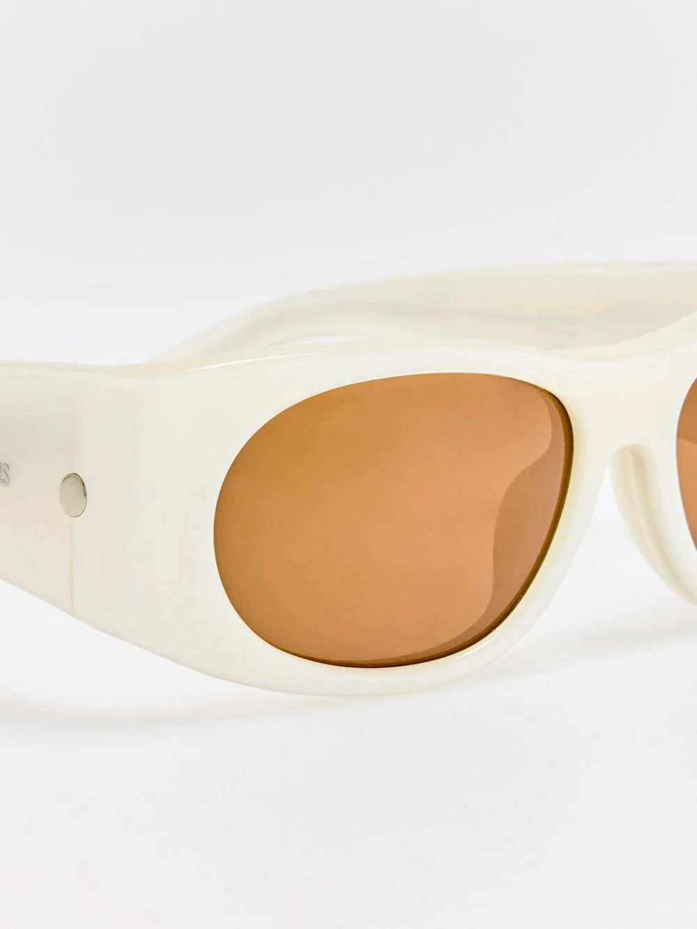 Linda Farrow Plage Sunglasses, metallic white, view 4