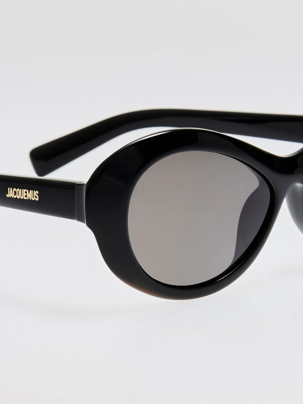 Linda Farrow Rond Sunglasses, black, view 4