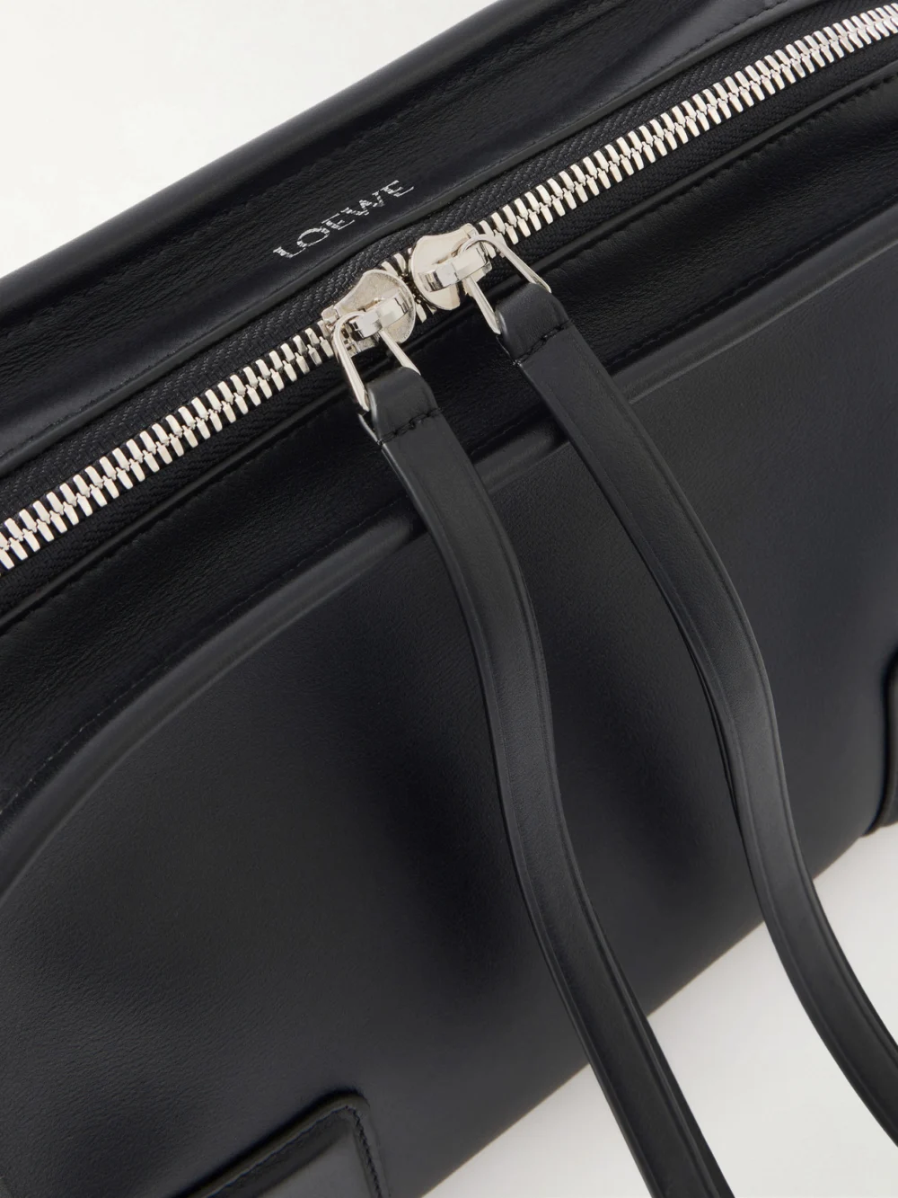 Close-up detail of the Loewe Amazona 180 Leather Top-handle Bag