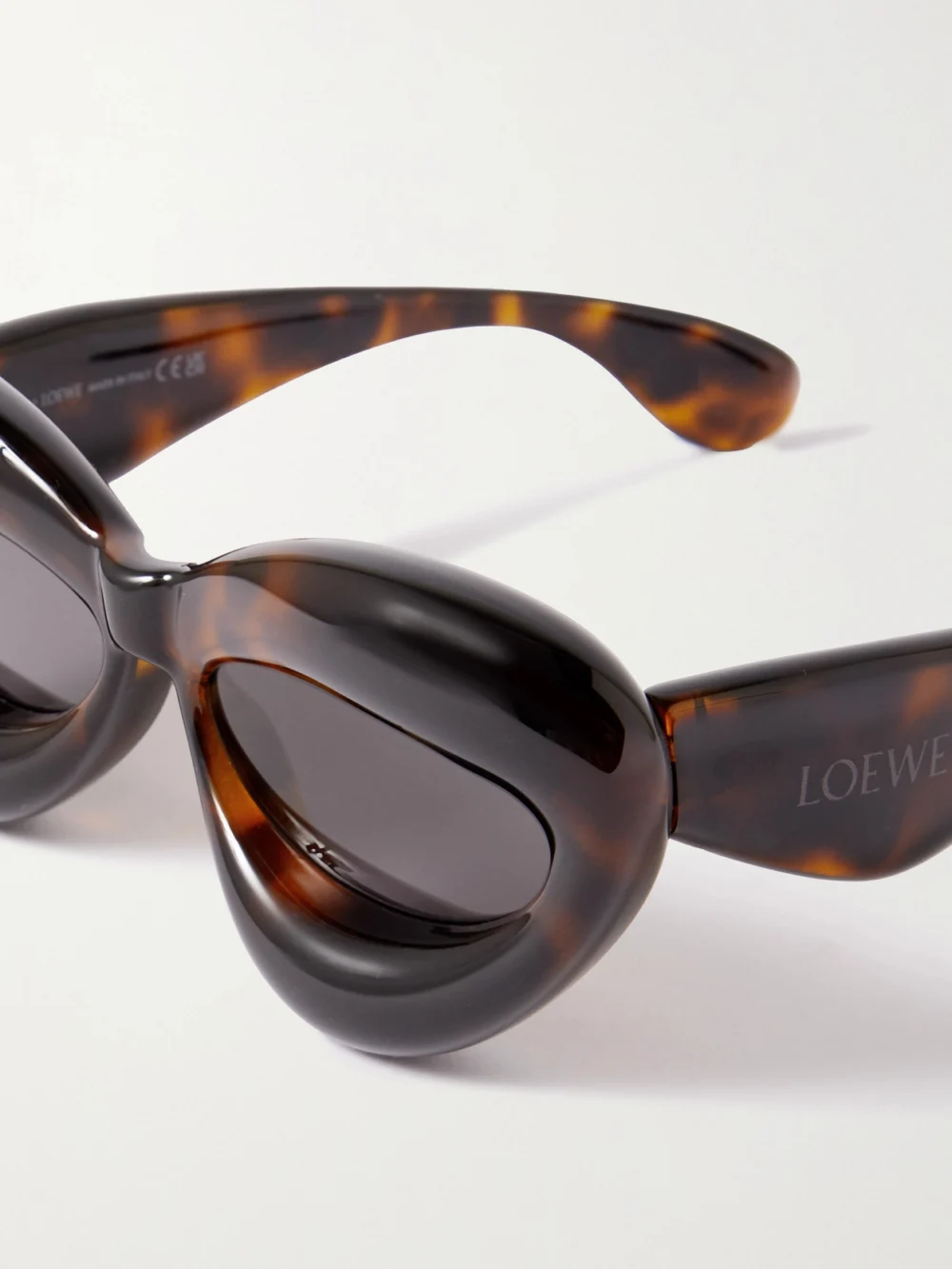 Close-up detail of the Loewe Inflated Cat-eye Tortoiseshell Acetate Sunglasses