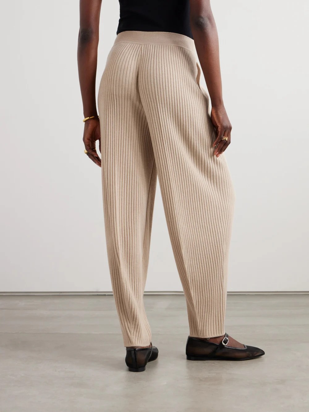 Back view of the Loro Piana Ribbed Cashmere Tapered Pants