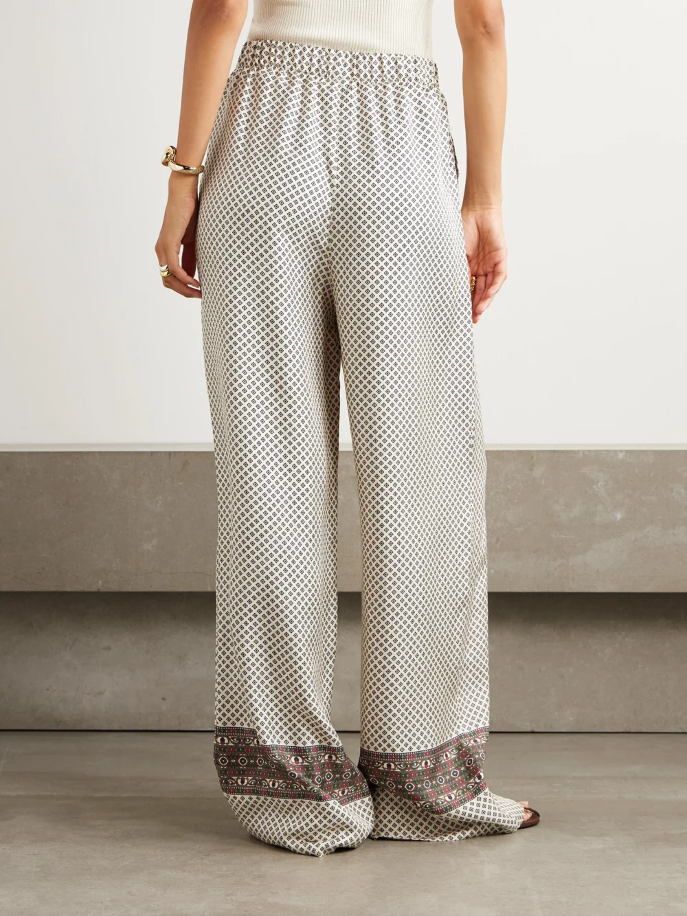Back view of the Loro Piana Valerio Printed Silk-twill Wide-leg Pants