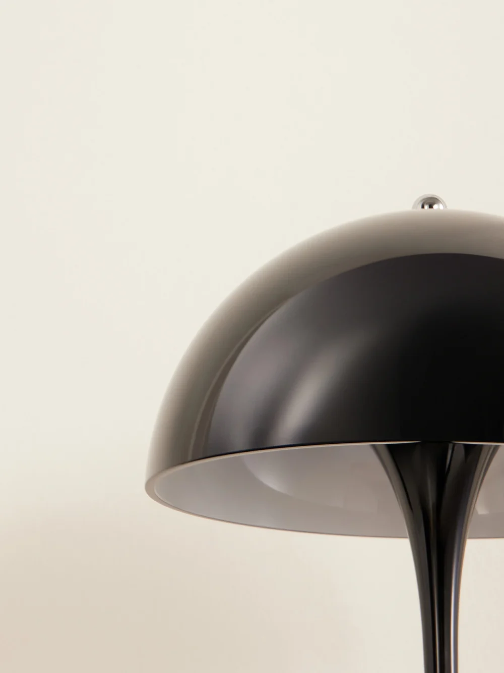 Close-up detail of the Louis Poulsen Panthella 160 Portable Table Lamp
