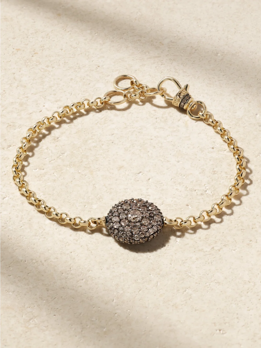 Watches Lucy Delius