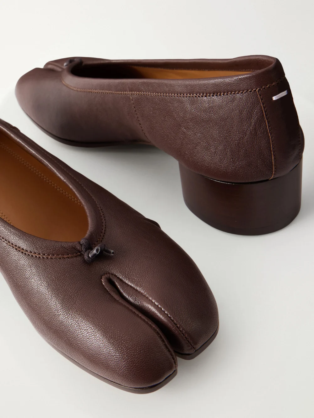 Close-up detail of the Maison Margiela Tabi Ballerina Split-toe Leather Pumps