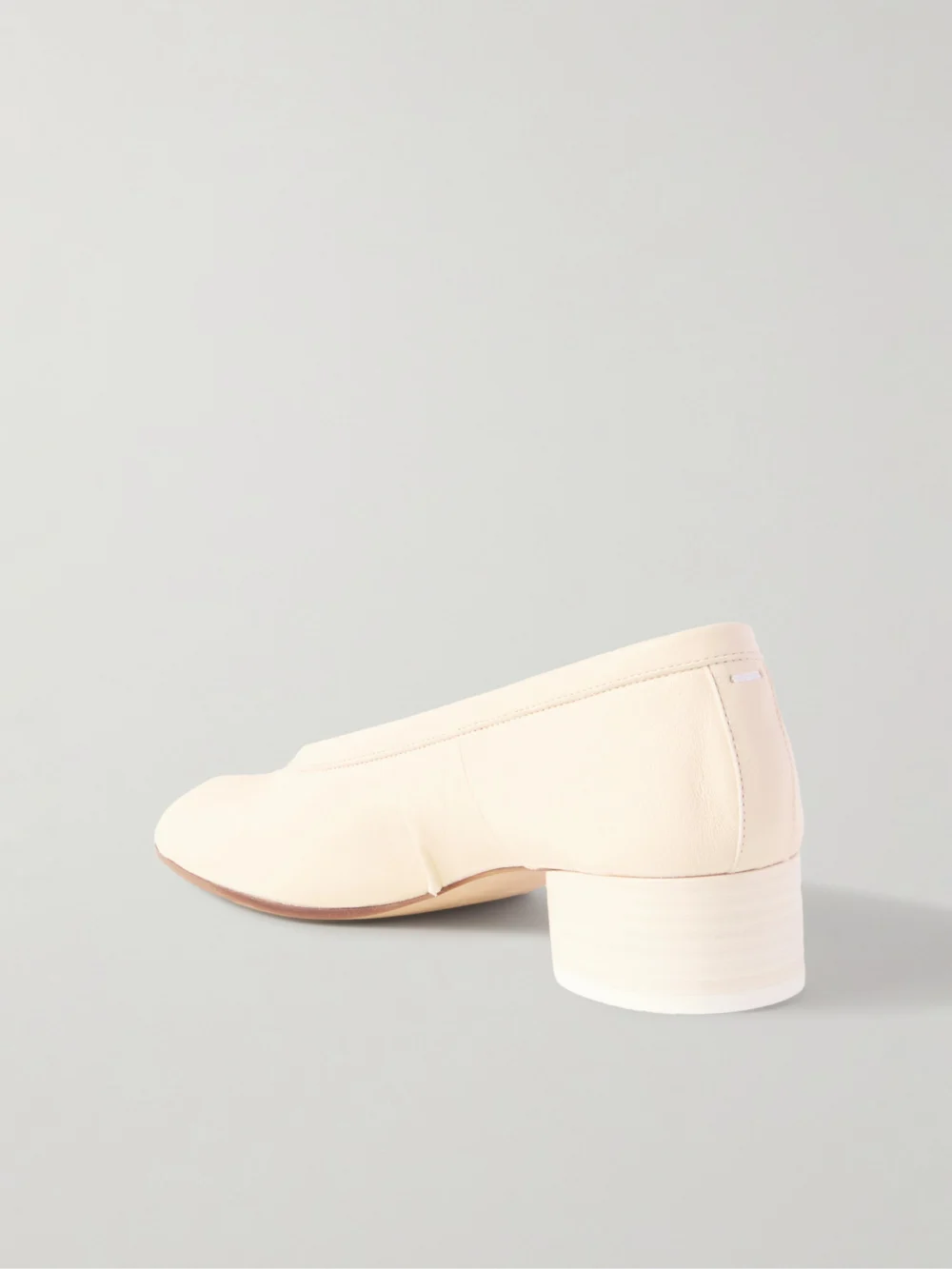 Back view of the Maison Margiela Tabi Ballerina Split-toe Leather Pumps