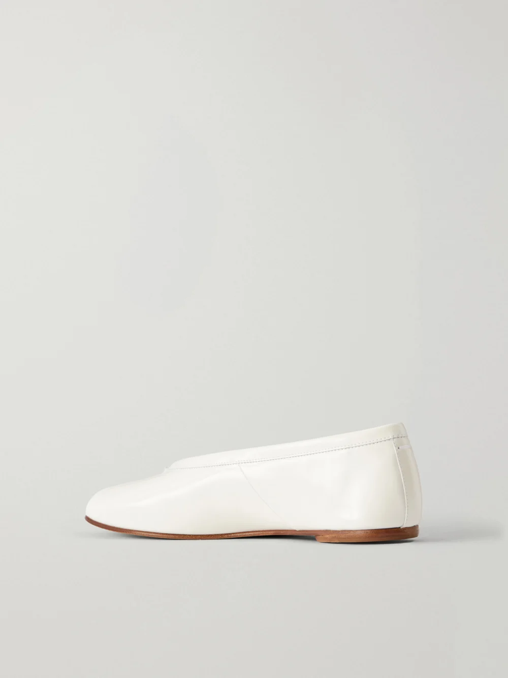 Back view of the Maison Margiela Tabi New Ballerina Split-toe Patent-leather Ballet Flats