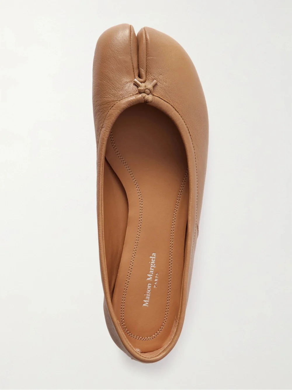 Maison Margiela Tabi Split-toe Leather Ballet Flats in beige