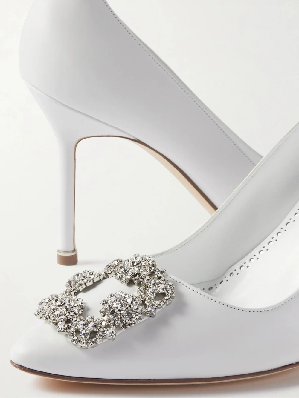 Close-up detail of the Manolo Blahnik Hangisi 90 Crystal-embellished Leather Pumps
