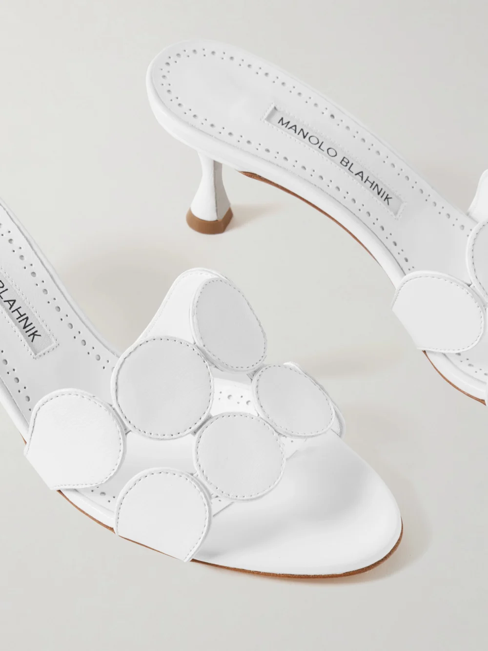 Close-up detail of the Manolo Blahnik Haribalmu 50 Leather Mules