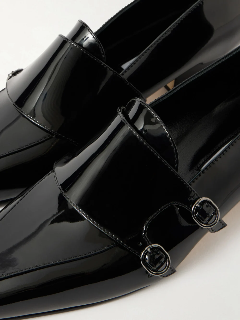 Close-up detail of the Manolo Blahnik Manbisa 30 Patent-leather Pumps